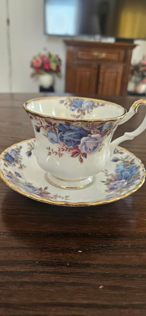 Royal Albert kop en schotel Moonlight Rose, Ophalen of Verzenden