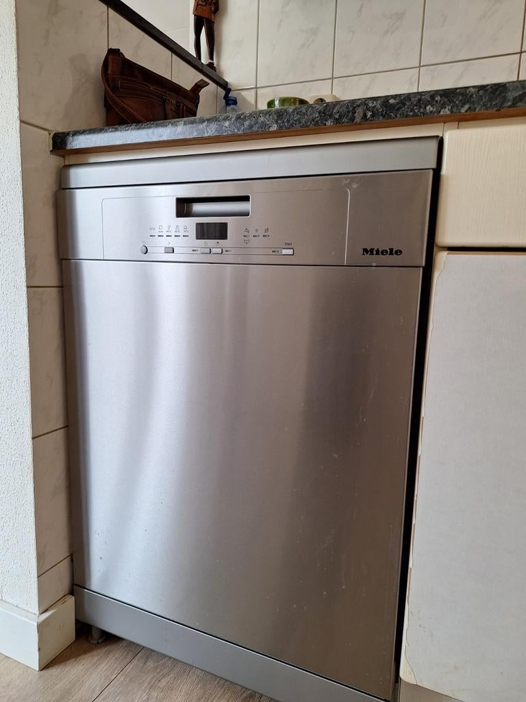 Miele vaatwasser G5022 CLST, Ophalen, Zo goed als nieuw, Minder dan 85 cm