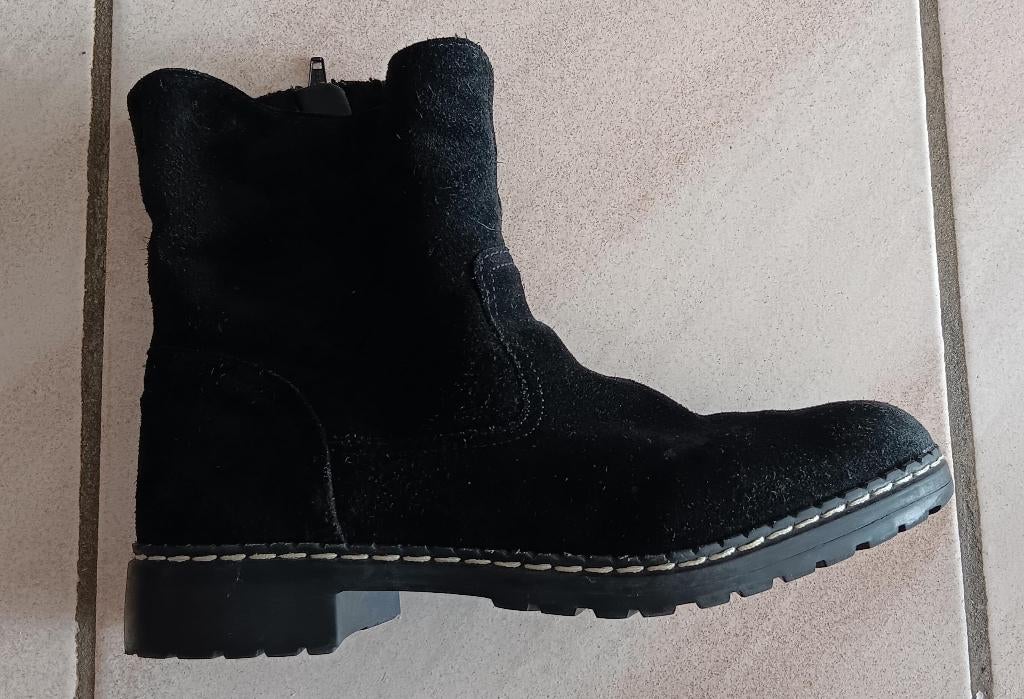 NETTE GEVOERDE DAMESLAARZEN, Kleding | Dames, Schoenen, Ophalen, Zwart, Lage of Enkellaarzen, Zo goed als nieuw