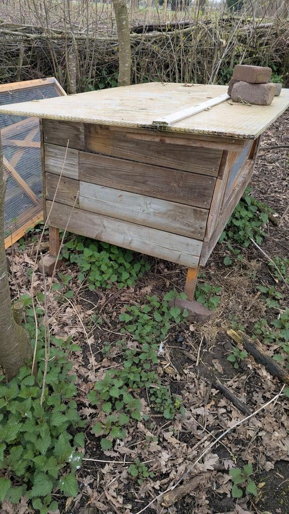 Kippen/konijnen hok met ren, Ophalen