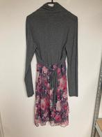 Kyra & Ko lichtgrijze met roze jurk chiffon maat S plissé, Maat 38/40 (M), NB BV/KYRA, Back-upstraat 12 1033NX Amsterdam, Ophalen of Verzenden