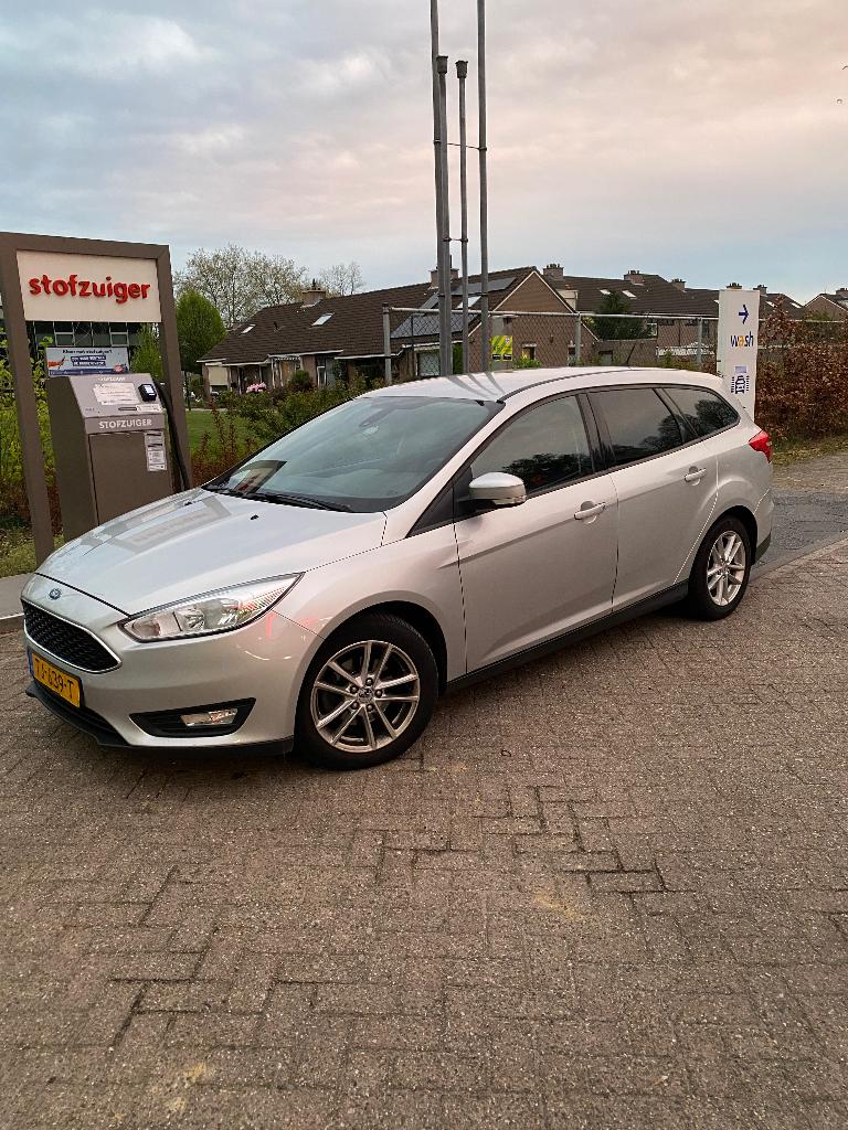 Ford Focus 1.0 Ecoboost 2016 APK 16-01-2027, Cruise Control, Handgeschakeld, 1216 kg, Particulier