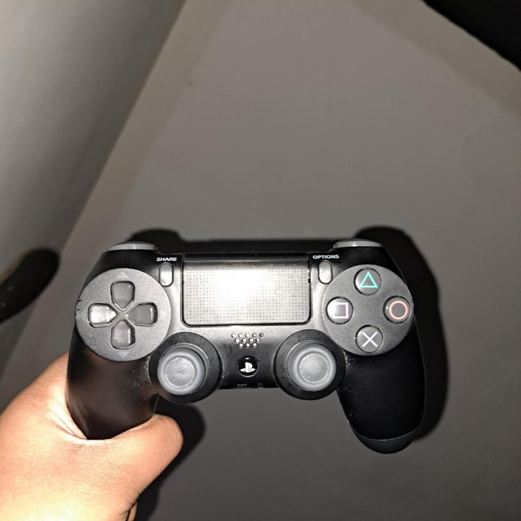 PS4 controller, Spelcomputers en Games, Spelcomputers | Sony PlayStation Consoles | Accessoires, Ophalen