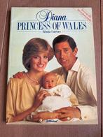 Boek Diana Princess of Wales - Nicholas Courtney, Verzamelen, Koninklijk Huis en Royalty, Ophalen of Verzenden, Gebruikt, Buitenland