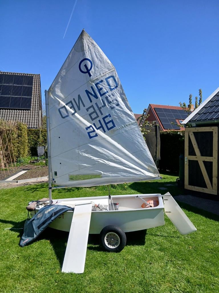 Wedstrijd optimist zeilboot, incl. trailer, Hobby en Vrije tijd, Overige Hobby en Vrije tijd, Ophalen, Gebruikt