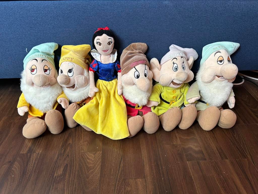 Sneeuwwitje en 7 dwergen knuffels, Ophalen of Verzenden, Sneeuwwitje of Doornroosje, Zo goed als nieuw, Knuffel