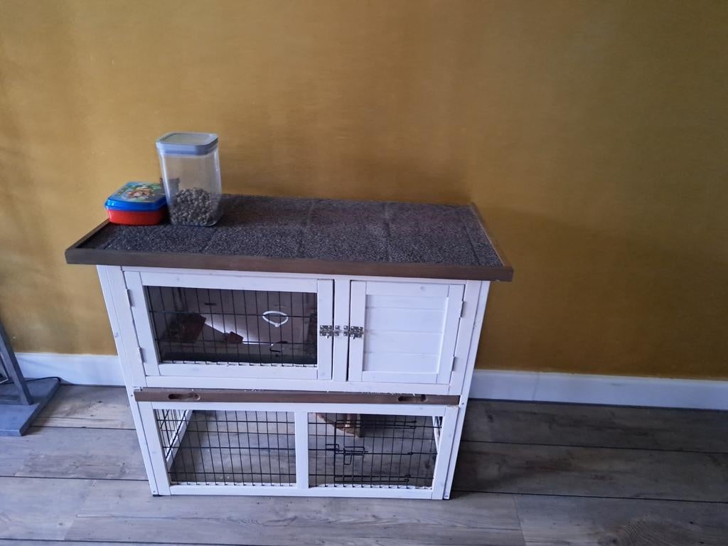 Konijnenhok, Dieren en Toebehoren, Knaagdieren en Konijnen | Hokken en Kooien, Ophalen, 110 cm of meer, Zo goed als nieuw, 90 cm of meer