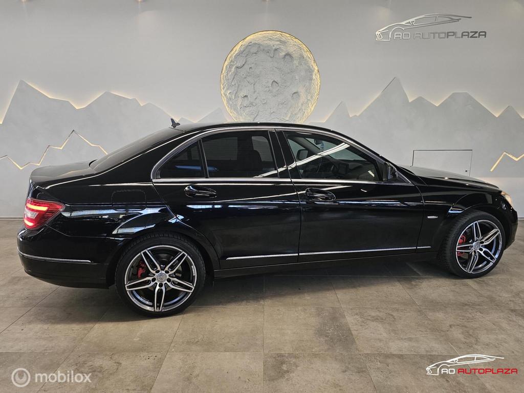 Mercedes C-klasse 200 K Elegance Airco/CLIMA/CRUISE, 13 km/l, 745 kg, Achterwielaandrijving, 1800 kg