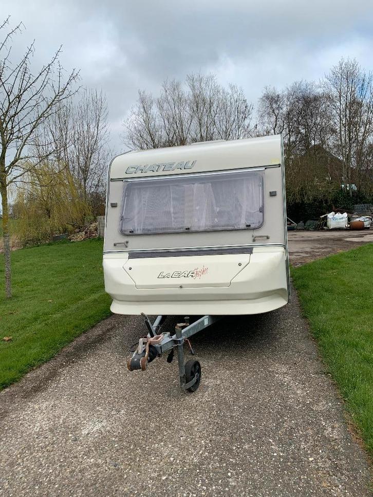 carvan te koop compleet met voortent en inboedel START KLAAR, Caravans en Kamperen, Caravans, Particulier, tot en met 4, Rondzit