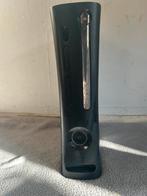 Xbox 360 met draden  zonder controller, Spelcomputers en Games, Spelcomputers | Xbox 360, Ophalen of Verzenden, Zonder controller