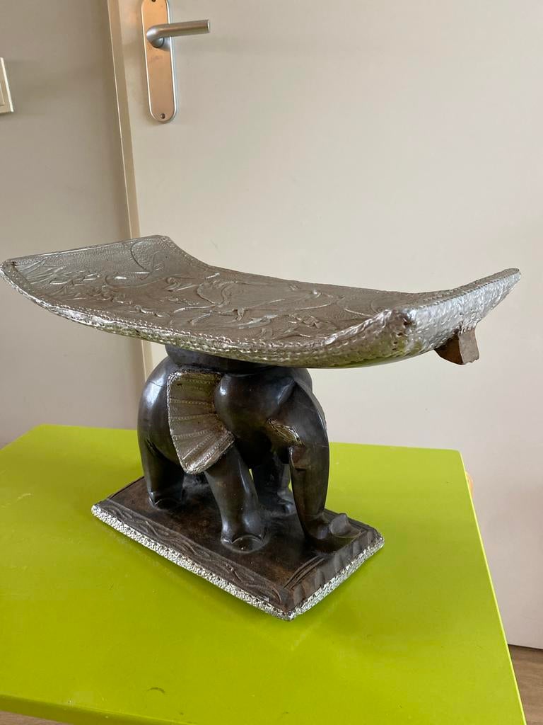 Ashanti kruk olifant houten, Ophalen