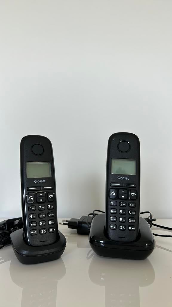 Vaste telefoon, Telecommunicatie, Vaste telefoons | Handsets en Draadloos, Ophalen, Zo goed als nieuw, 2 handsets