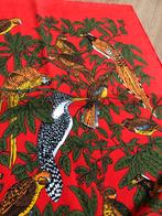 Etienne aigner rode vogels zijde vierkante sjaal, Kleding | Dames, Aigner, Maat 46/48 (XL) of groter, Ophalen of Verzenden, Zo goed als nieuw