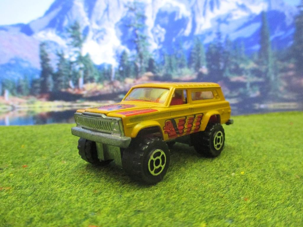 1:64 Jeep Grand Cherokee Majorette Big Chief Near Mint, Ophalen of Verzenden, Zo goed als nieuw, Auto