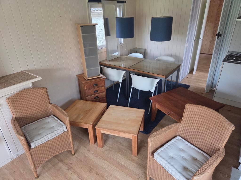 GRATIS: Diverse meubelen. MOET WEG! GRATIS, Ophalen