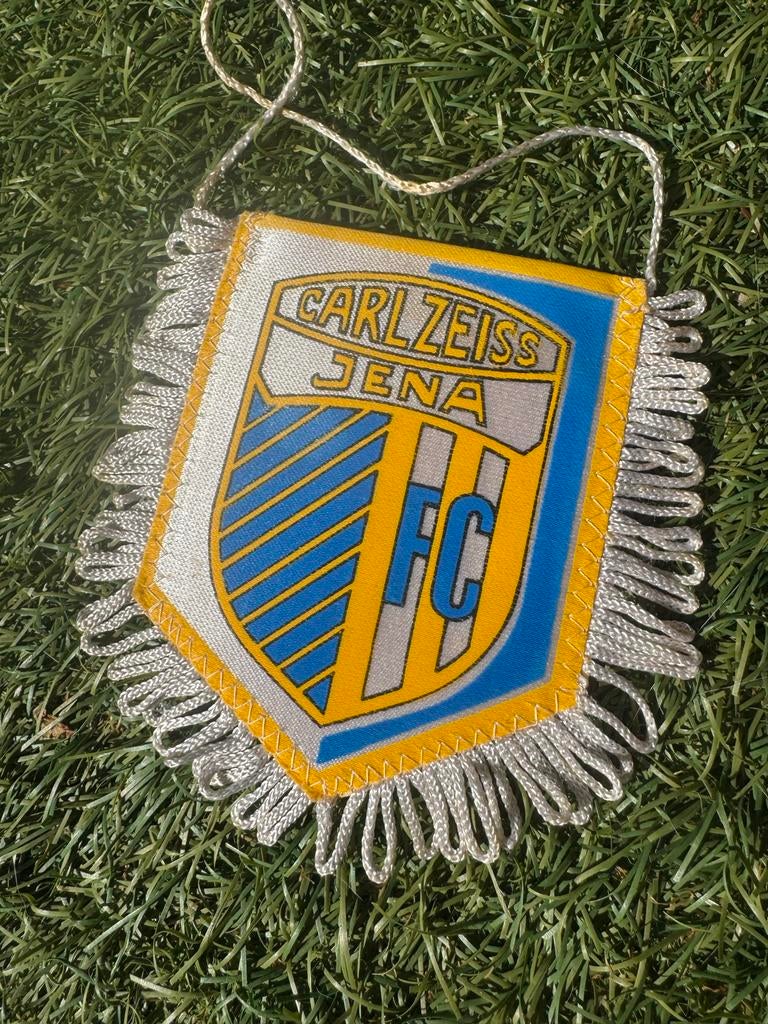 Vaantje FC Carl Zeiss Jena - Voetbalclub, Verzamelen, Ophalen of Verzenden, Zo goed als nieuw, Buitenlandse clubs, Vaantje of Sjaal