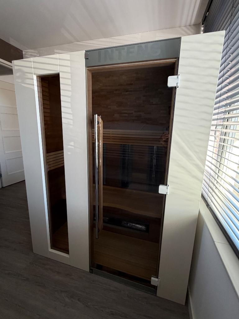 Alpha Wellness Sensations Sauna, Ophalen, Zo goed als nieuw, Infrarood, Complete sauna