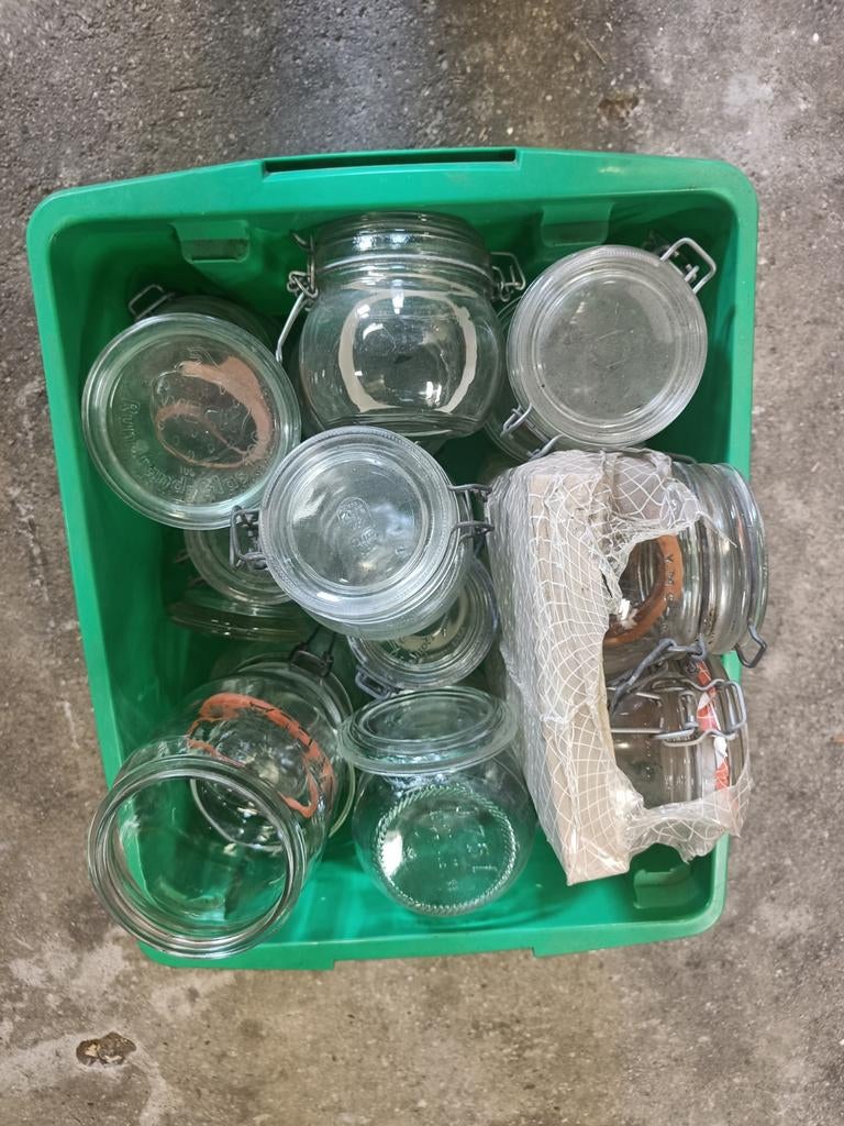 14 weckflessen van 1/2 liter, Ophalen