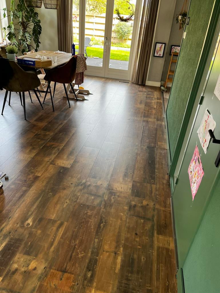 Laminaat 50m2 DecoMode large Cardiff 8mm, Ophalen, 50 tot 150 cm, Nieuw, 10 m² of meer