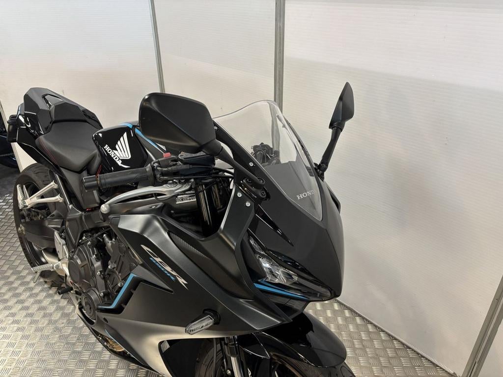 Honda CBR 650 R ABS (bj 2023), Motoren, Motoren | Honda, HONDA, 4 cilinders, Bedrijf, Onbekend