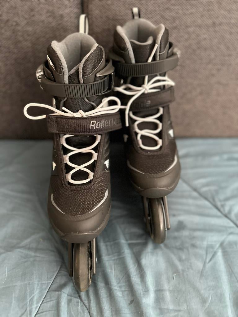 Rollerblade Inline Skates - Zwart, Maat 39, Sport en Fitness, Skeelers, Dames, Ophalen of Verzenden, Zo goed als nieuw, Inline skates 4 wielen