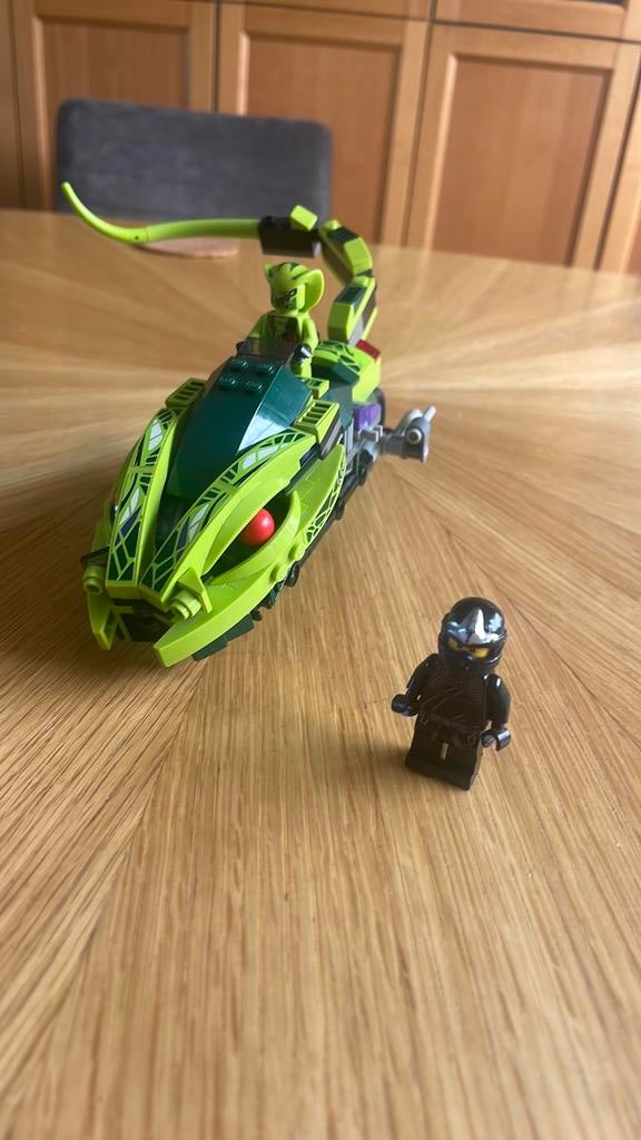 Lego ninjago 9447 lasha’s bijtmotor, Inclusief minifiguren, Lego, Ophalen of Verzenden, Zo goed als nieuw