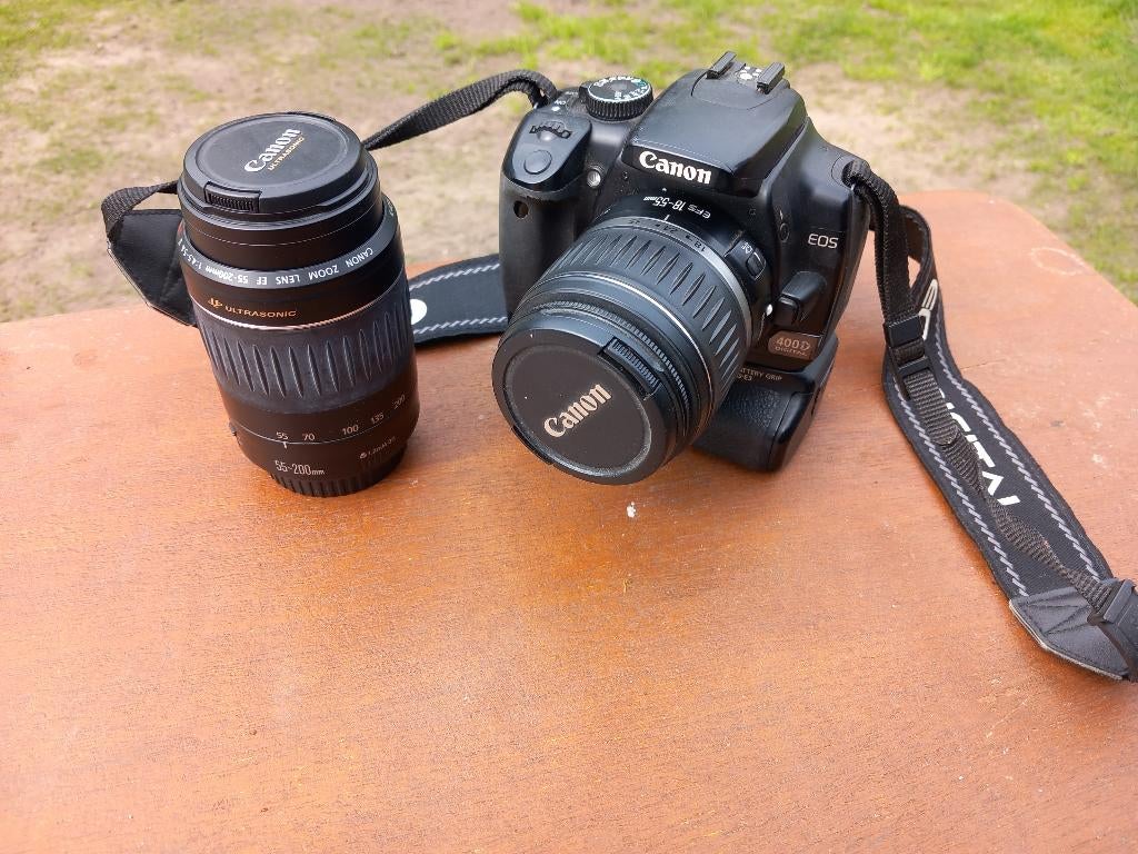 Canon 400D met twee objectieven en batterygrip, Gebruikt, Spiegelreflex, Canon, Ophalen of Verzenden