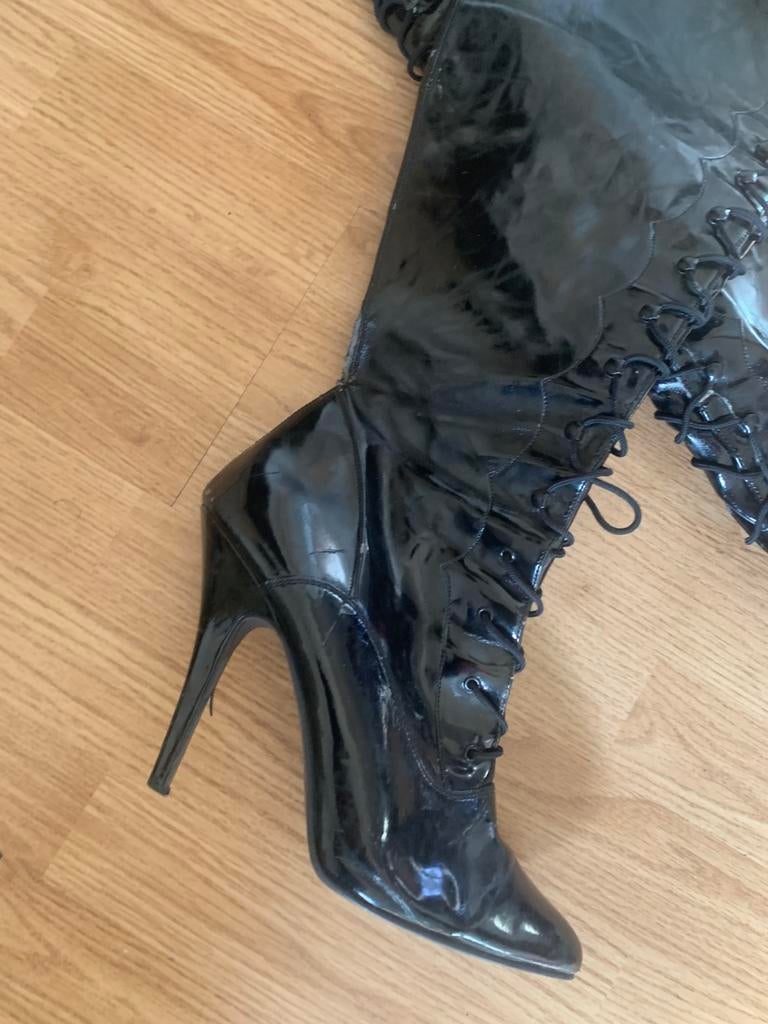 Sexy laarsen, Kleding | Dames, Ophalen of Verzenden, Zo goed als nieuw, Zwart, Hoge laarzen