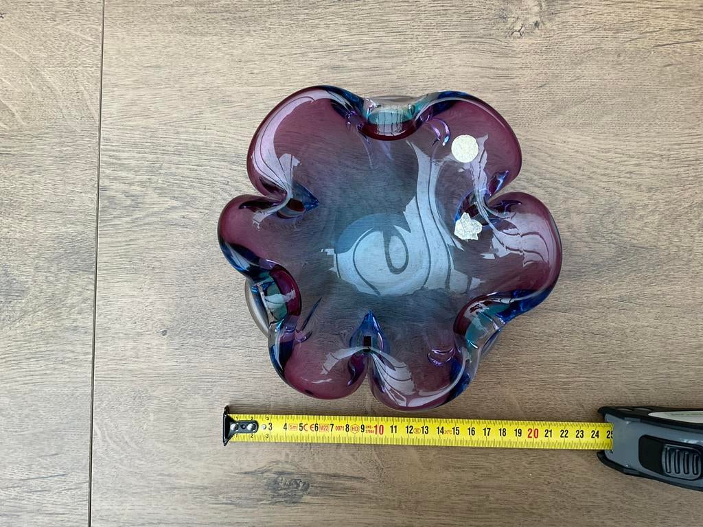 Nieuw Venetiaans glazen schaaltje of bonbonniere handgemaakt, Antiek en Kunst, Ophalen