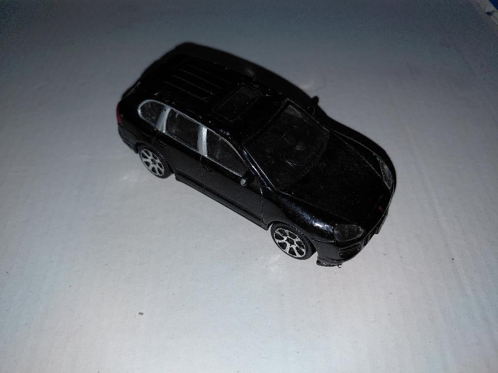 Bburago 1:43 Porsche Cayenne, Hobby en Vrije tijd, Modelauto's | 1:43, Ophalen of Verzenden, Auto, Overige merken