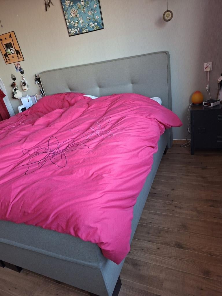 Swiss sense boxspring 180x200, Huis en Inrichting, Slaapkamer | Complete slaapkamers, Ophalen of Verzenden, Gebruikt, Tweepersoons