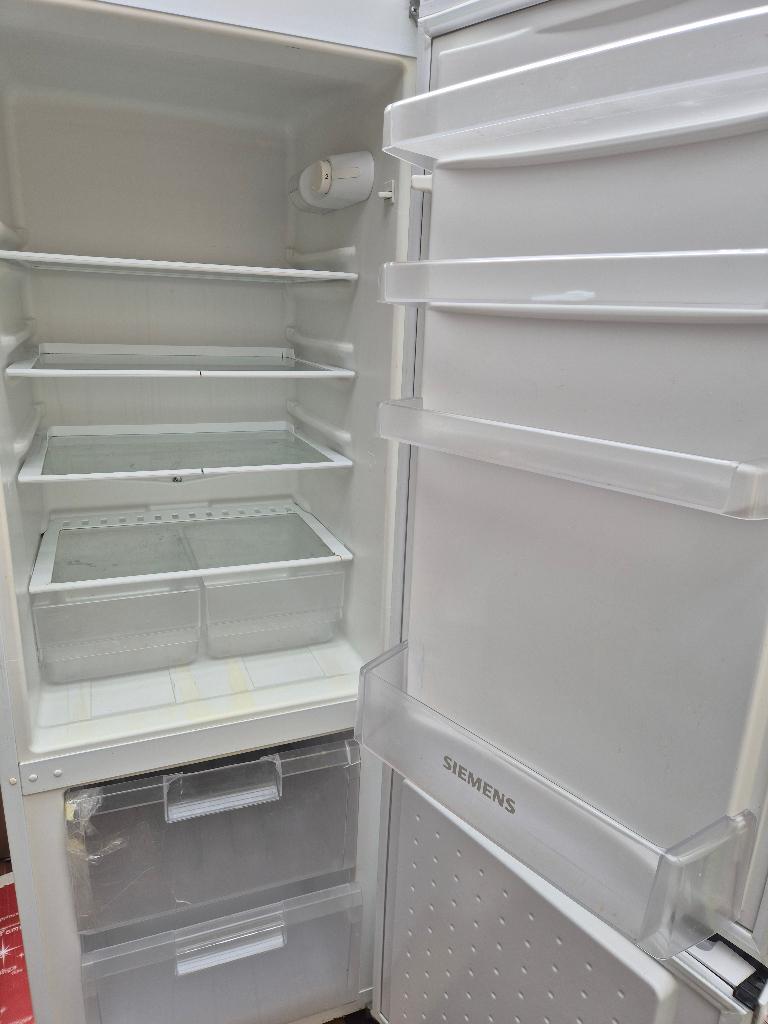 Siemens KG24VV00 koel-vriescombinatie –155 cm hoog – 242L, Witgoed en Apparatuur, Koelkasten en IJskasten, Ophalen, Gebruikt, 200 liter of meer