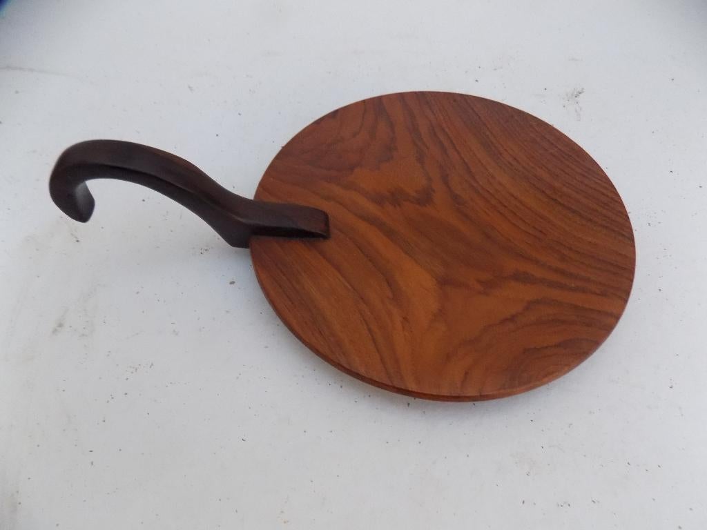 Teak tapasplank met handgreep kaasplank organische vorm, Huis en Inrichting, Ophalen of Verzenden, Gebruikt