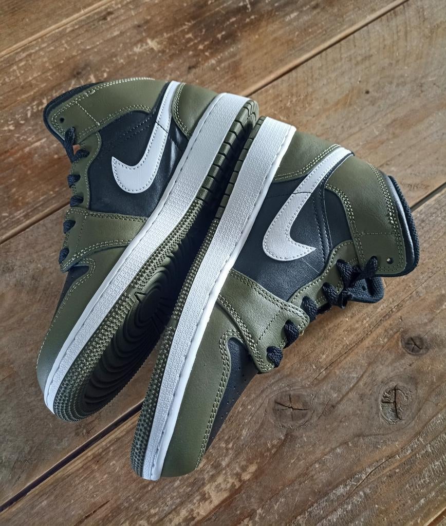 Nike Air Jordan. Maat 39. NIEUW!, Kleding | Dames, Schoenen, Ophalen of Verzenden, Nieuw, Sneakers of Gympen