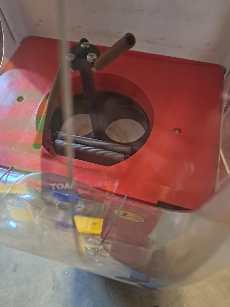 Capsule automaat 2-laags met sleutels, Ophalen, Gebruikt