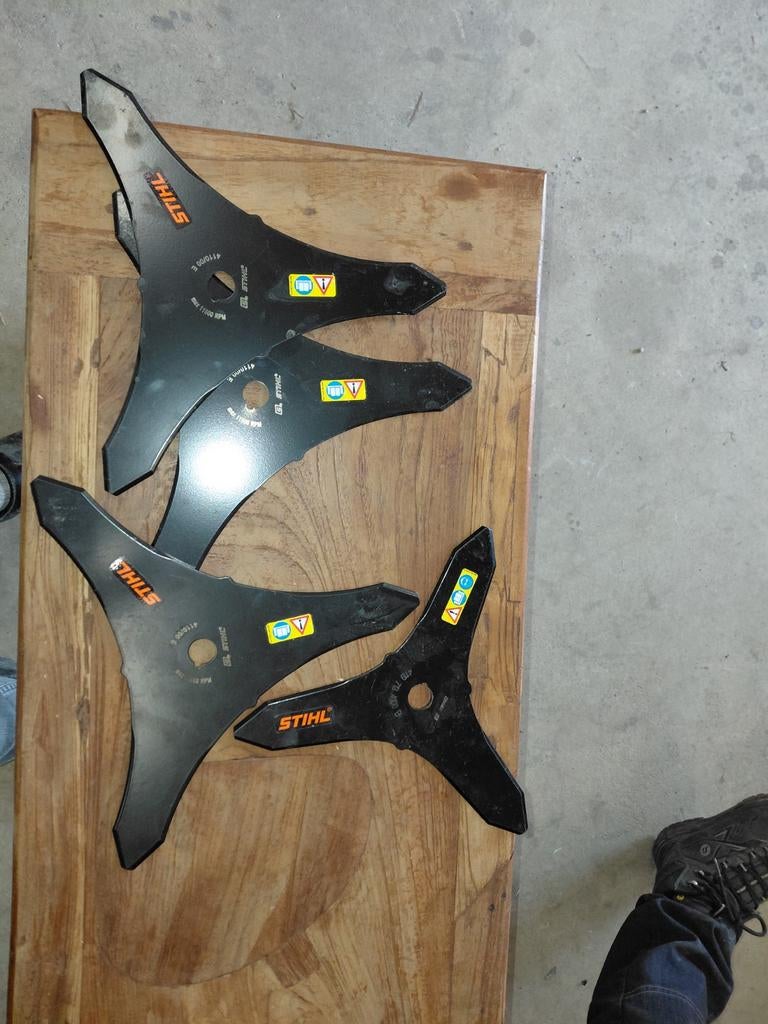 Stihl zaagbladen bosmaaier, Tuin en Terras, Bosmaaiers, Ophalen