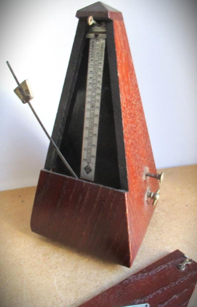 Metronoom~Antieke Wittner metro-noom~BPM aanpasbaar, Muziek en Instrumenten, Ophalen of Verzenden, Gebruikt, Overige instrumenten