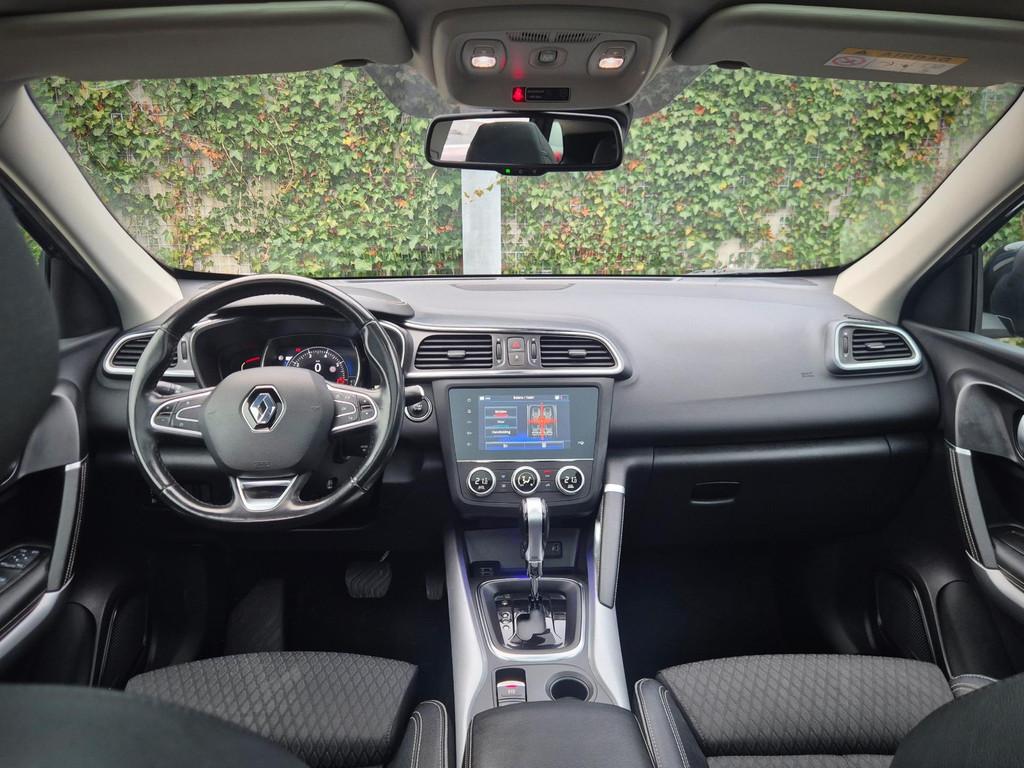 Renault Kadjar 1.3 TCe Intens Pano, trekhaak, Zomer en Winte, Auto's, Kadjar, Gebruikt, Euro 6, 715 kg