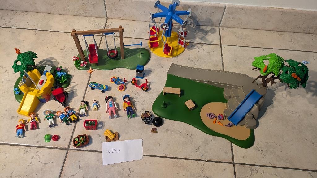 Playmobil 5024 City Life grote speeltuin, Kinderen en Baby's, Speelgoed | Playmobil, Zo goed als nieuw, Complete set, Ophalen of Verzenden