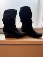 Zwarte suède look laarzen met sleehak, Zwart, Lage of Enkellaarzen, Ophalen of Verzenden, Gedragen