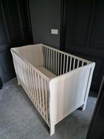 Ledikantje met matras, Ophalen, Zo goed als nieuw, Jongetje of Meisje