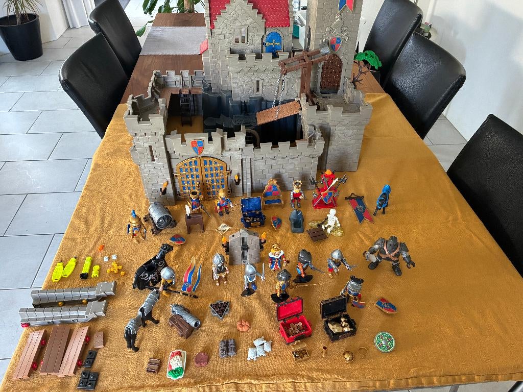 Playmobil kasteel 6000 met ontzettend veel extra accessoires, Ophalen, Gebruikt