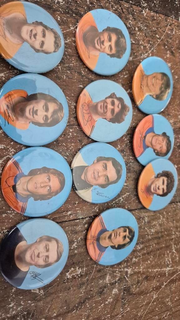 Vintage Oranje WK 1974 Speldjes - Voetbal Legendes, Ophalen