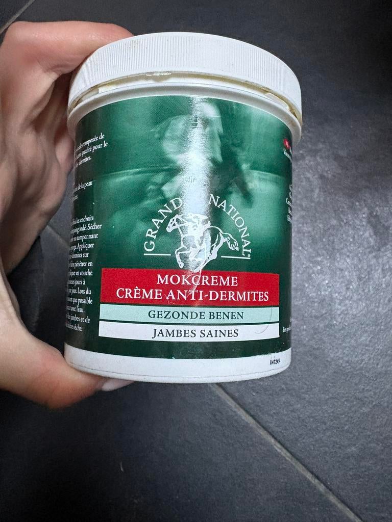 Mokcreme paard, Ophalen of Verzenden, Zo goed als nieuw