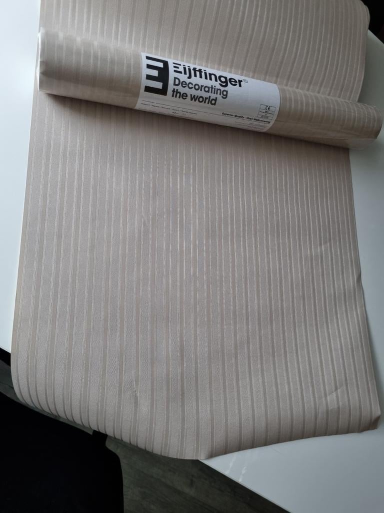 Eijffinger vinyl behang taupe fijn streepdessin., Ophalen of Verzenden, 75 m² of meer, Streep