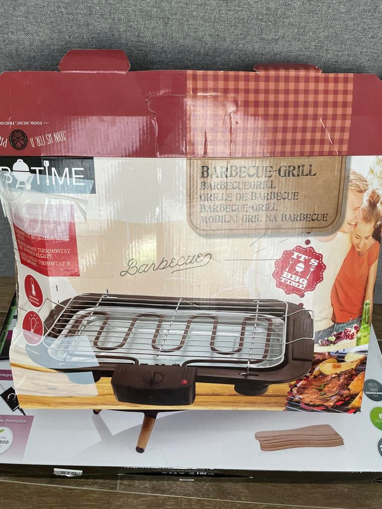 Tafel BBQ zo goed als nieuw, met doos, Tuin en Terras, Ophalen, Zo goed als nieuw