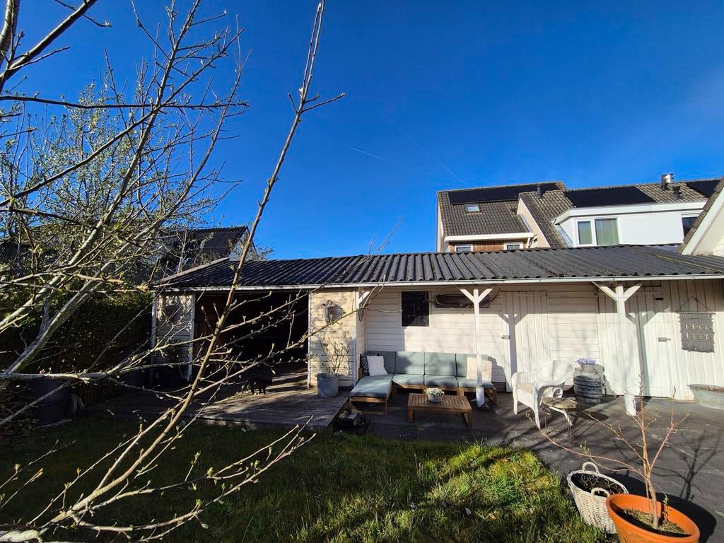 Witte schuur Lengte 9 m en breedte 4 m, Tuin en Terras, Ophalen