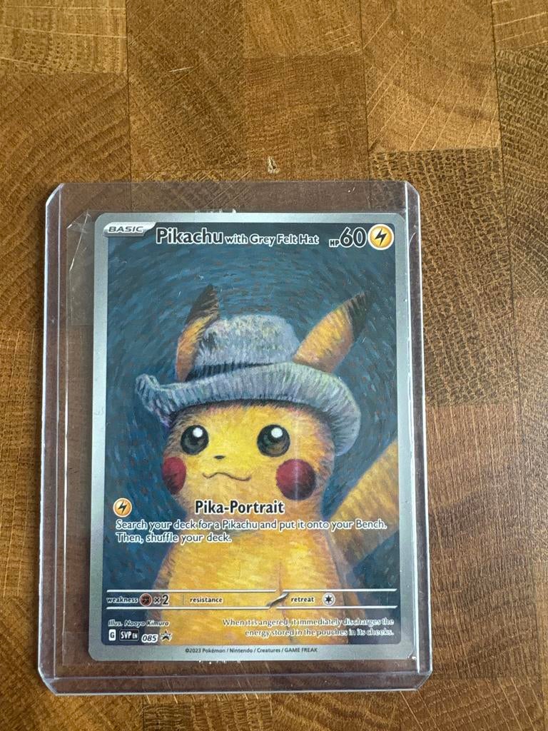Pikachu van Gogh met grijze hoed (085), Ophalen of Verzenden, Zo goed als nieuw, Losse kaart, Foil