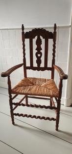 Antieke Noord-Hollandse eetkamerstoelen, Ophalen