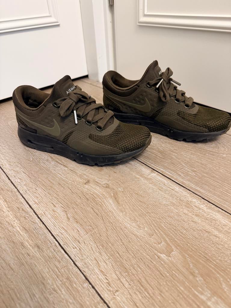 Nike Air Max Zero maat 42, Kleding | Heren, Schoenen, Zo goed als nieuw, Sneakers of Gympen, Overige kleuren, Ophalen